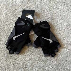 Nike Premium Black and Gray Training Gloves
